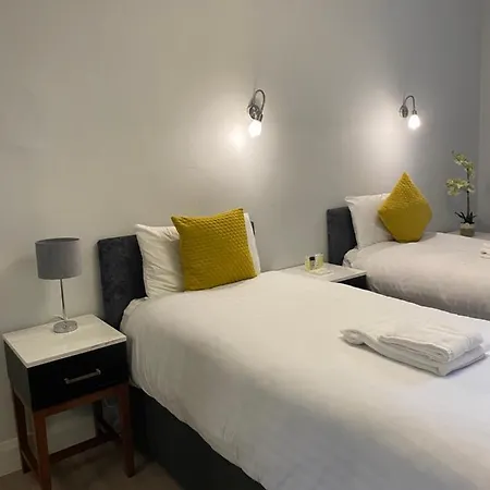 아파트 Ailesbury Oaks